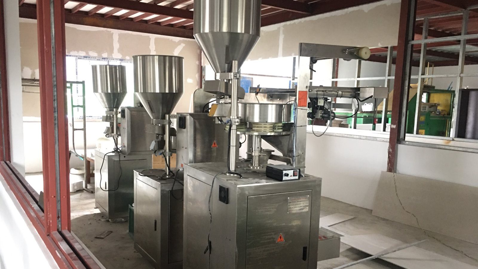 This image has an empty alt attribute; its file name is img-0f61fbbc34642cdf724ae4d361c70a51-v-edited.jpg